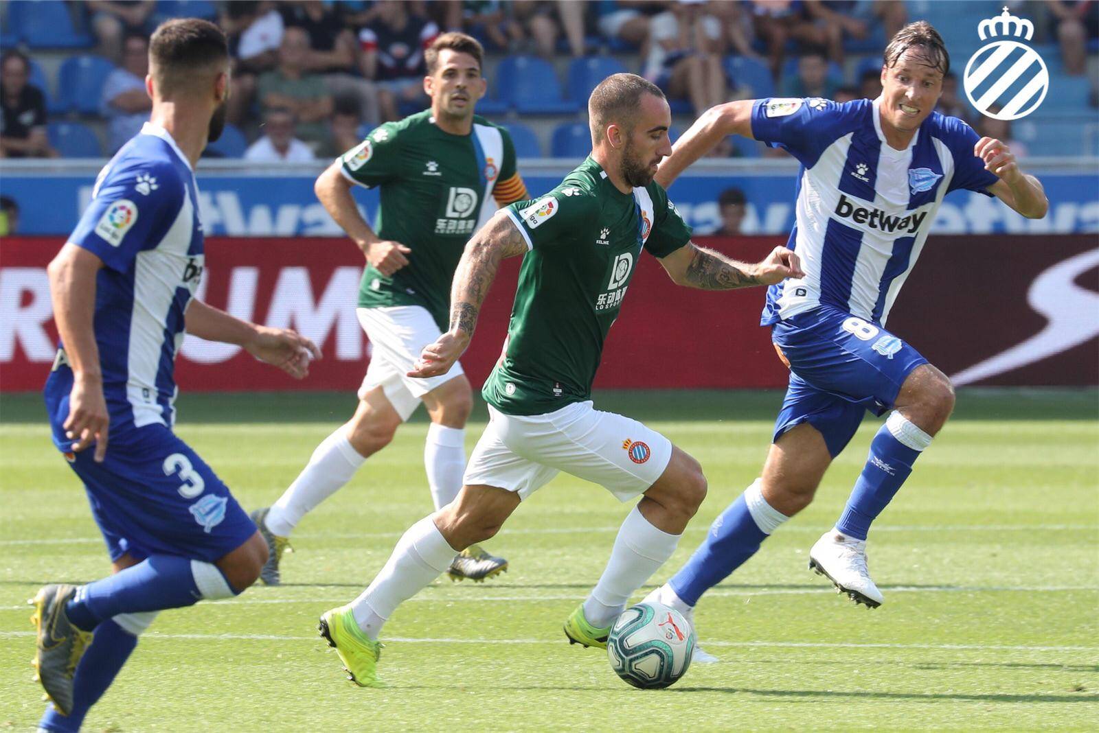 优德体育入口 -这也行？埃因霍温防线松动备战国王杯皇家社会今晨回应争议，阿扎伦卡在尤文图斯比赛中连败 